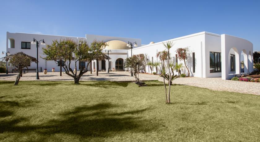 Отель Zahira Resort