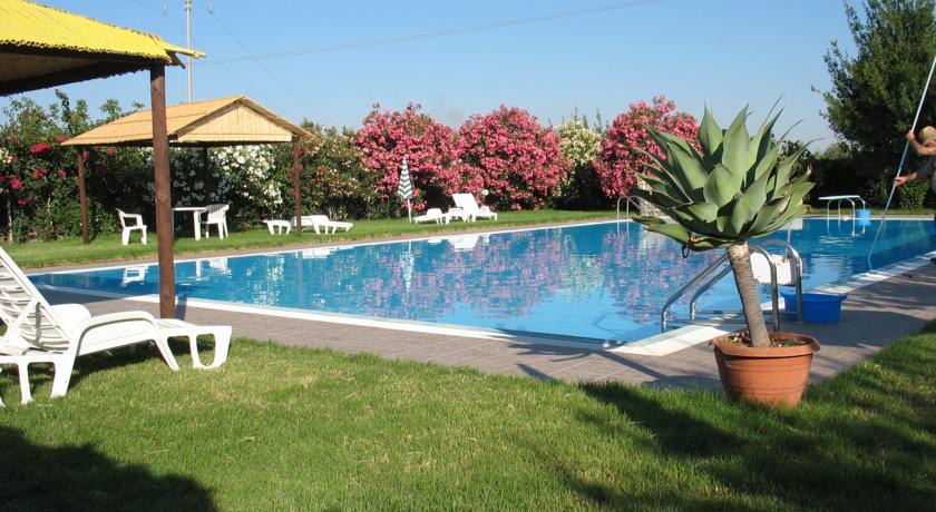 Отель Agriturismo Montalbano