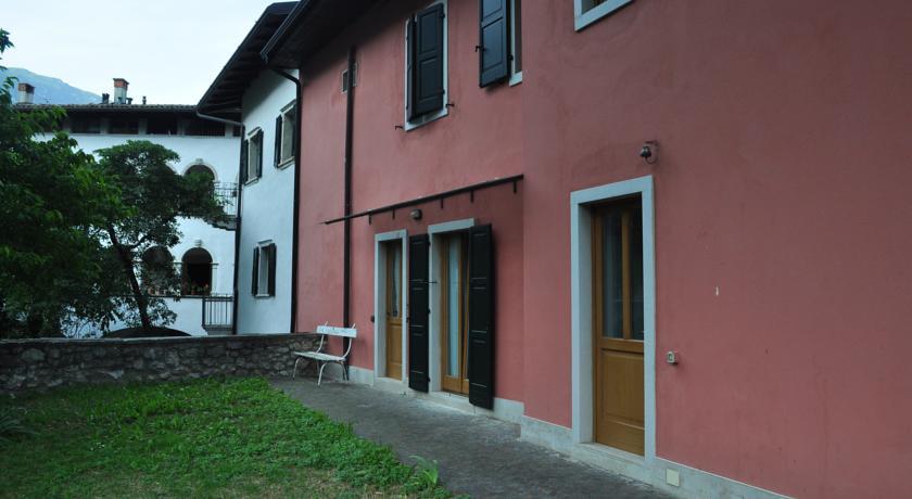 Отель Albergo Garnì Delle Rose