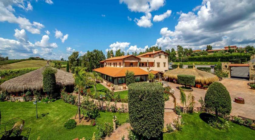 Отель Agriturismo 4 Ricci