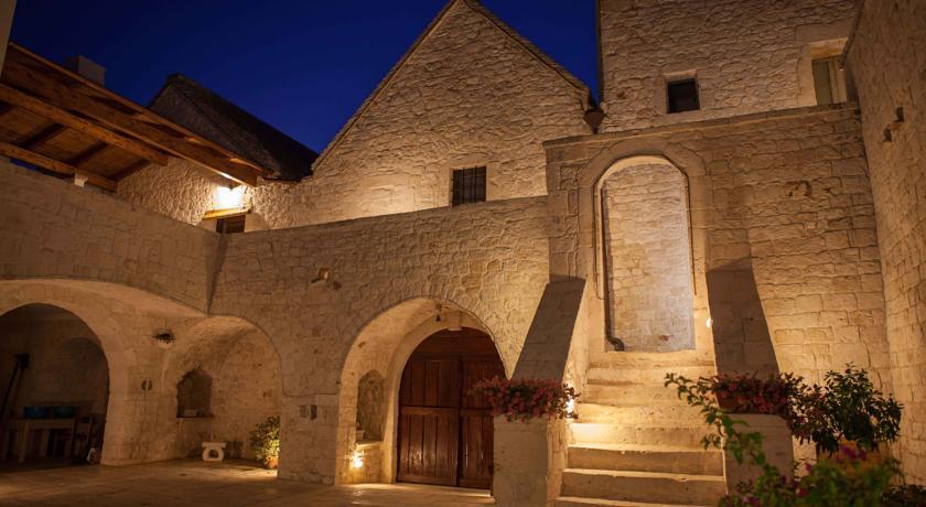 Отель Agriturismo Masseria Casa Busciana