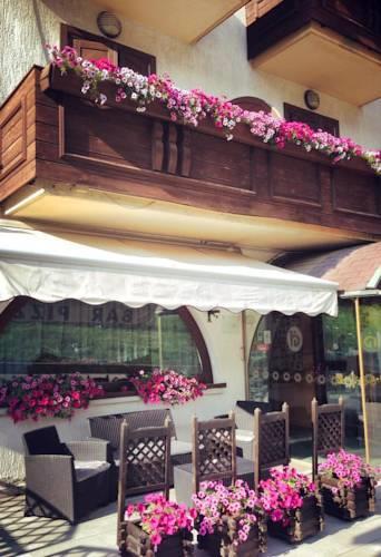 Отель Hotel International