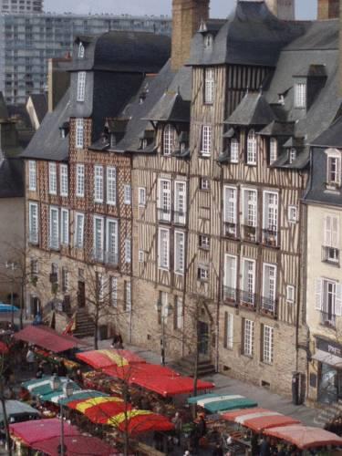 Отель Inter-Hotel Le Sevigne Rennes Centre Gare