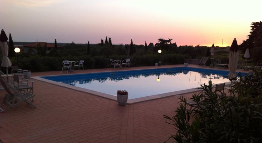 Отель Residence La Casaccia