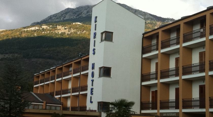 Отель Hotel Kiris