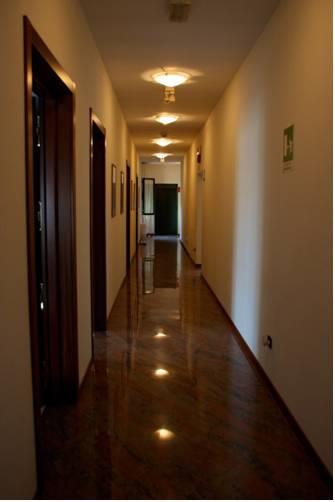 Отель Hotel Ristorante Gallo D'Oro