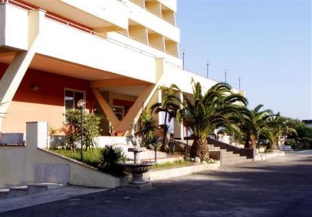 Отель Hotel Le Dune