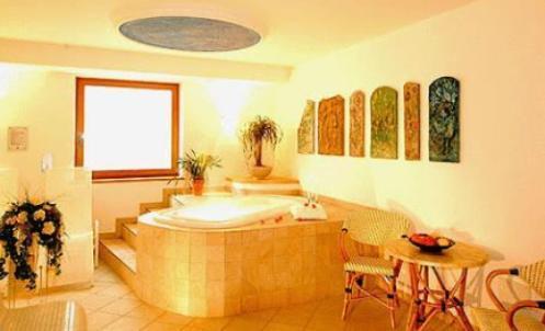 Отель Hotel Alpenfrieden
