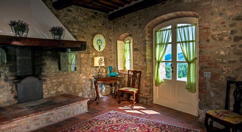 Отель Castello Di Mammoli