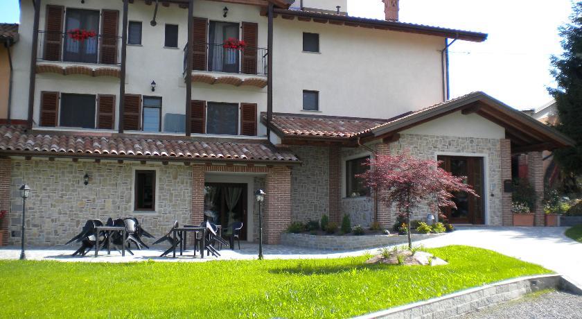 Отель Agriturismo La Dimora Del Contadino