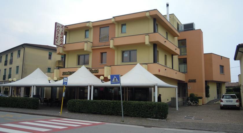 Отель Hotel Xibana