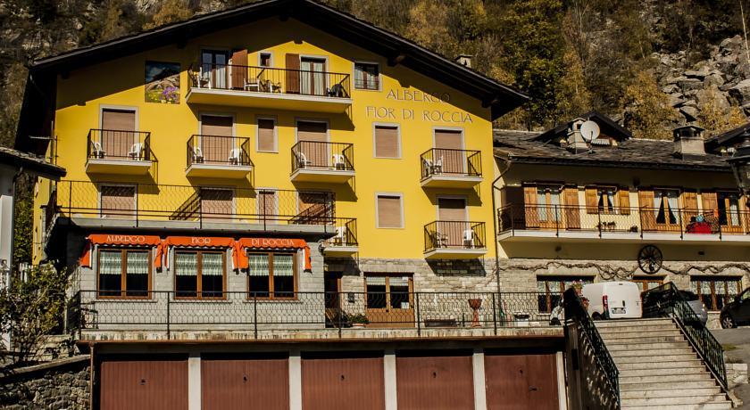Отель Hotel Fior di Roccia