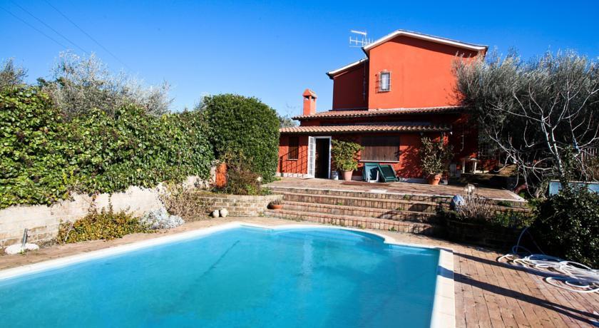Отель La Bouganville Country House
