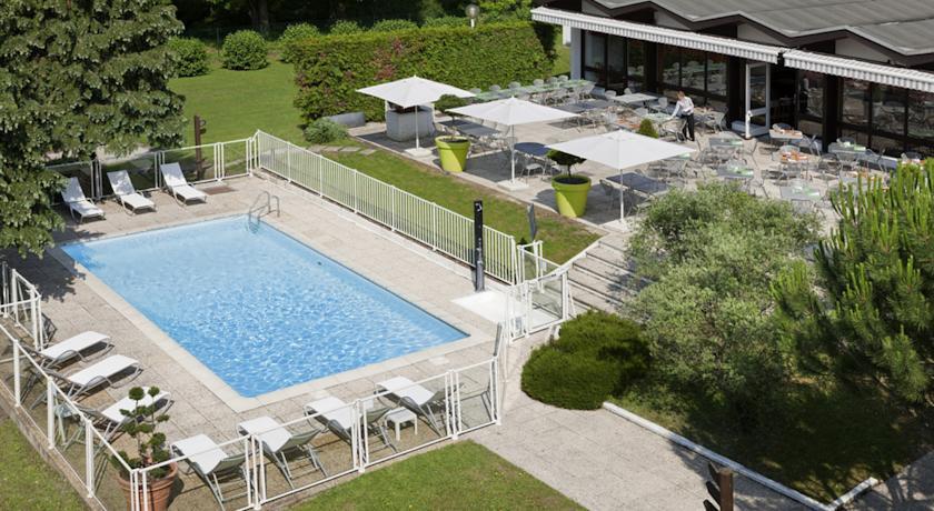 Отель Novotel Grenoble Nord Voreppe