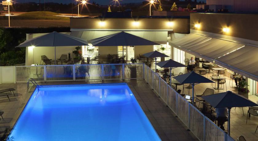 Отель Novotel Reims Tinqueux