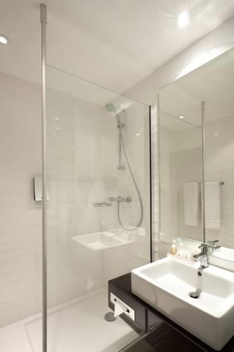 Отель Holiday Inn Lille Ouest Englos