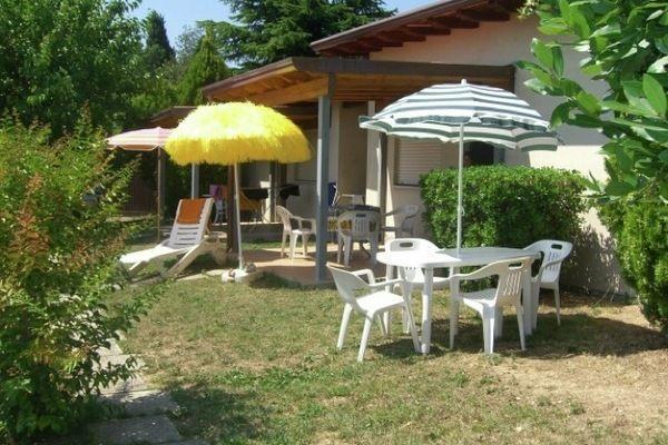 Апартаменты Holiday Home Salici Manerba Del Garda
