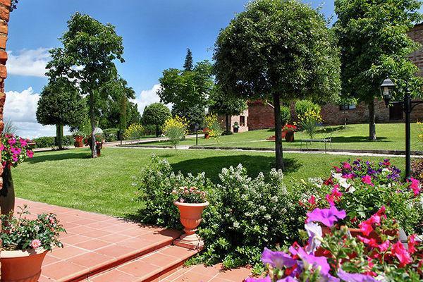 Апартаменты Holiday Home Cinquefoglia Montepulciano
