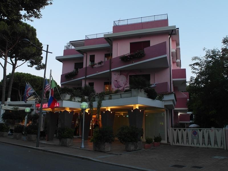Отель Hotel Julia