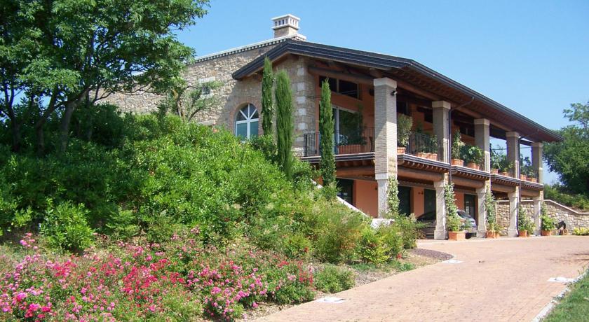 Отель B&B La Rocca Del Garda