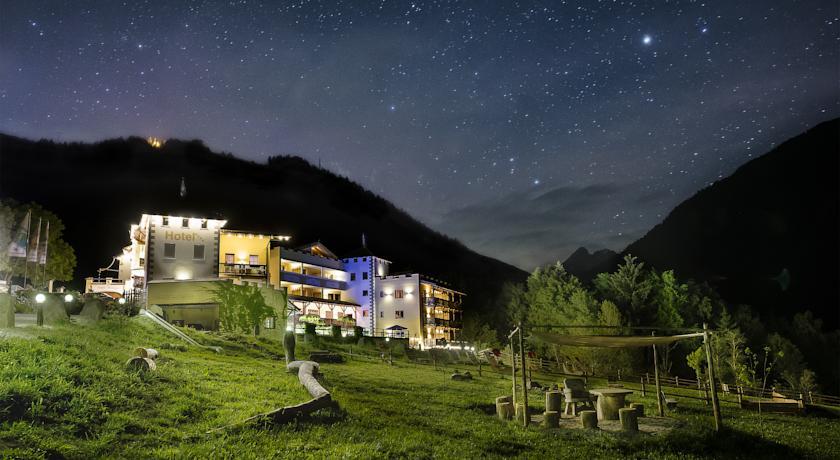 Отель Hotel Bergschlössl