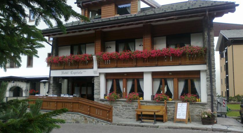 Отель Hotel Capriolo