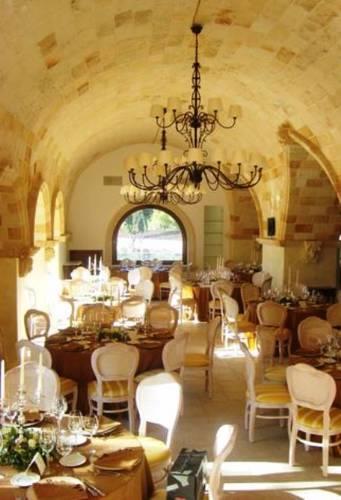 Отель Relais Reggia Domizia