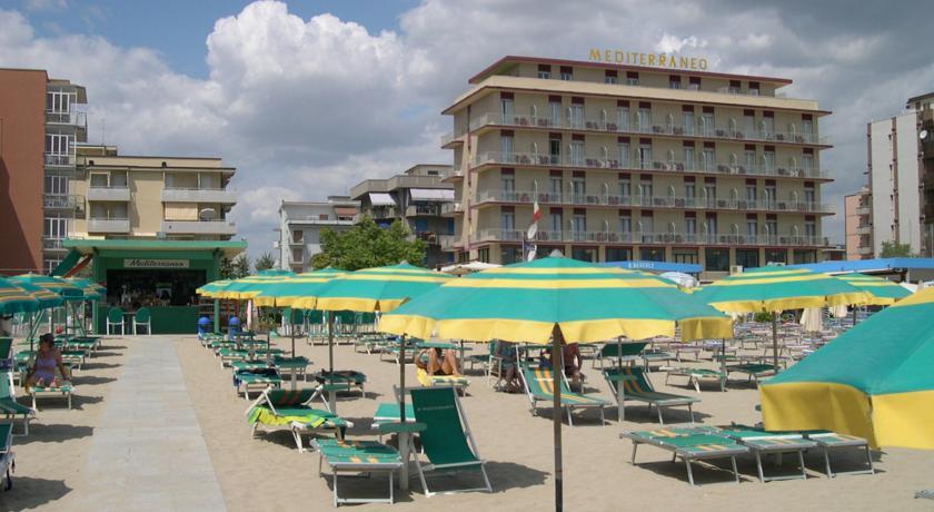 Отель Hotel Mediterraneo