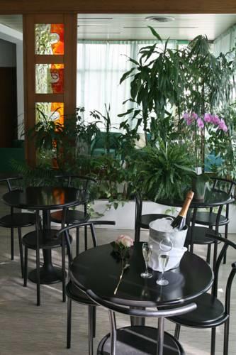 Отель Hotel Bermuda