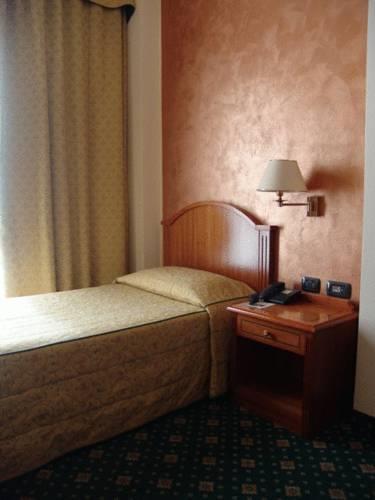 Отель Hotel Visconti
