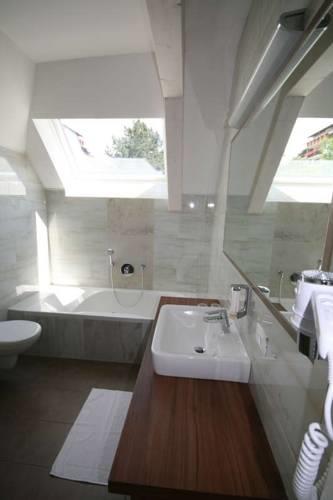 Отель Hotel Rosenhof
