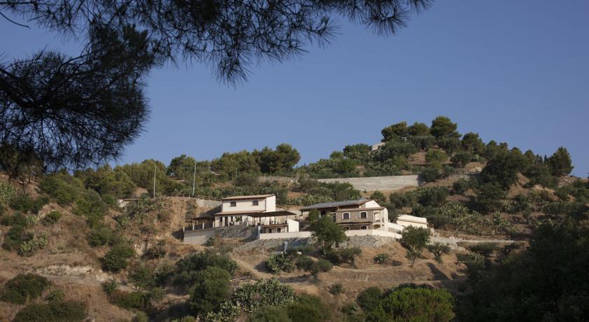 Отель Agunì Agriturismo e Locanda