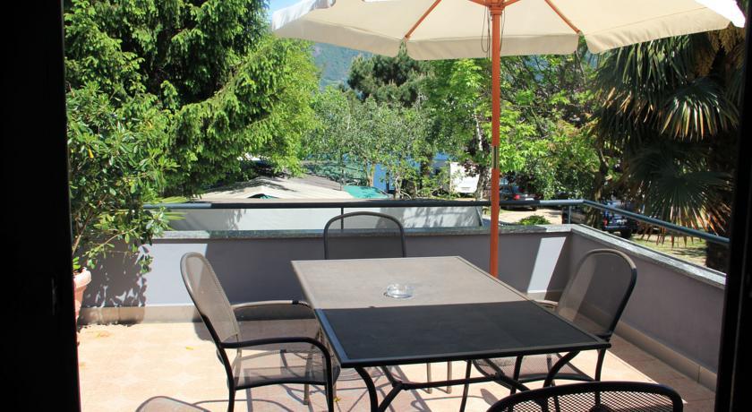 Апартаменты Veranda Beach Apartment