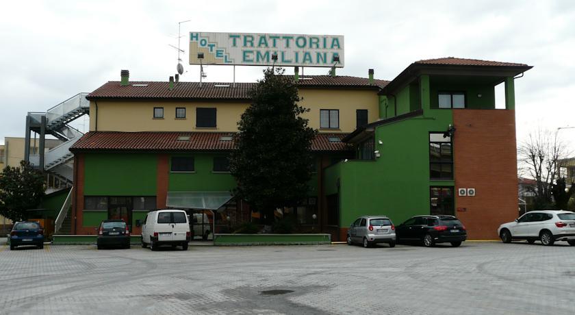 Отель Albergo Trattoria Emiliana