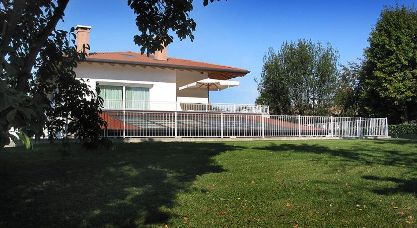 Мини-отель Bed and Breakfast Villa Sofia