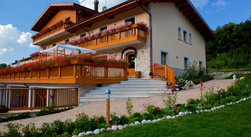 Отель Garnì Il Riccio