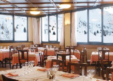 Отель Hotel Dolomiti