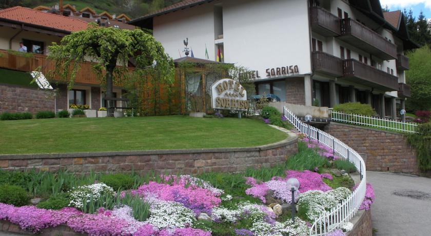 Отель Hotel Sorriso