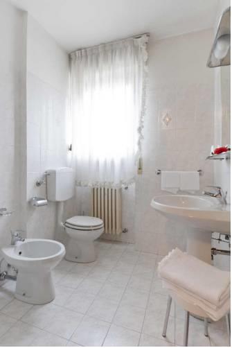 Отель Hotel Dante
