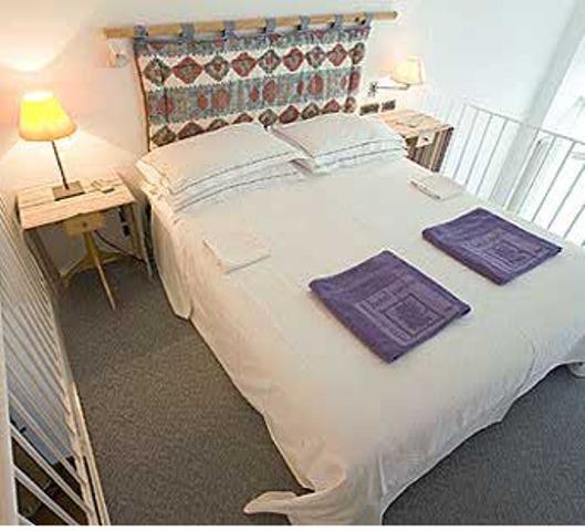 Отель Hotel Emilia