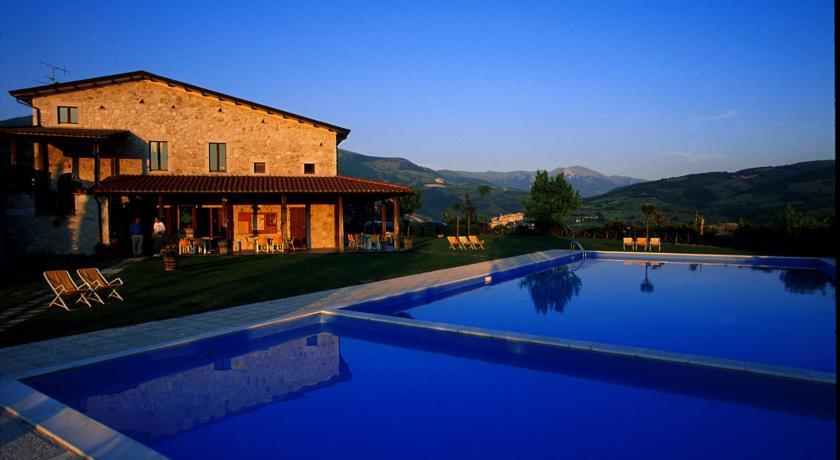 Отель Camping Villaggio Il Collaccio