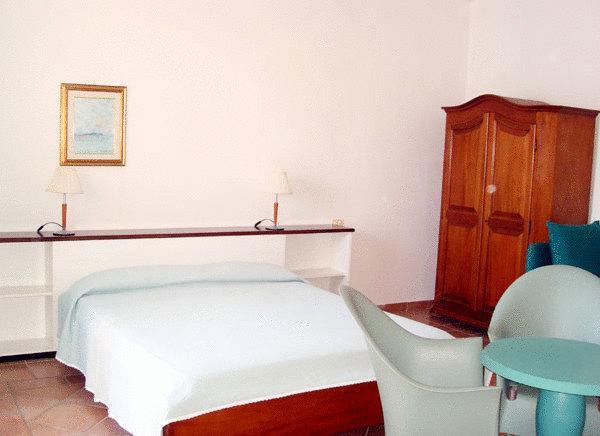 Отель Hotel La Corricella