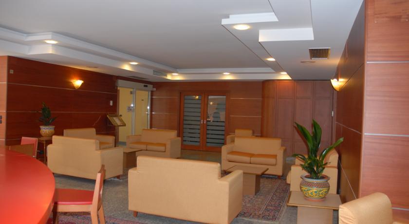 Отель Hotel Domus