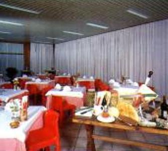 Отель Hotel Holidays