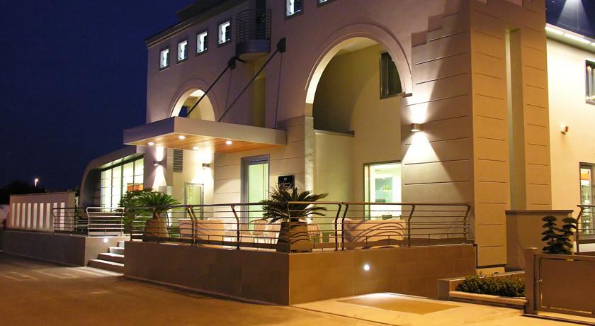 Отель Hotel La Conchiglia