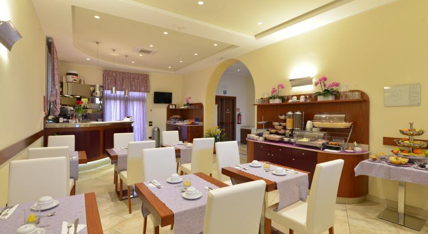 Отель Hotel Rosignano