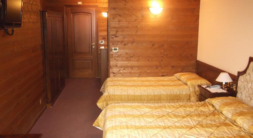 Отель Hotel Des Alpes