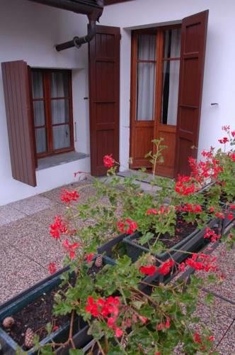 Отель Hotel Ristorante Miramonti