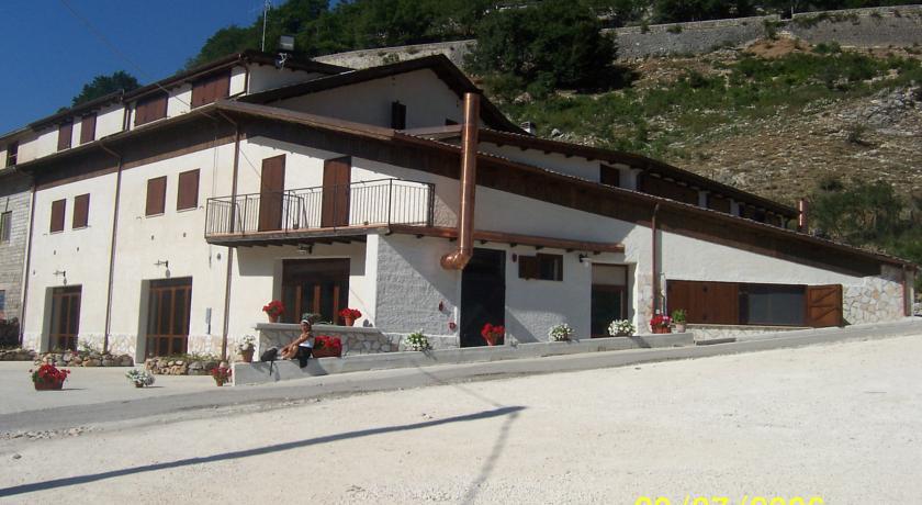 Отель Bio Agriturismo Valle Scannese
