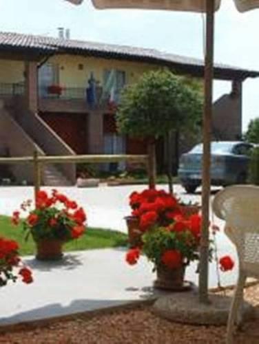 Отель Hotel Tolin